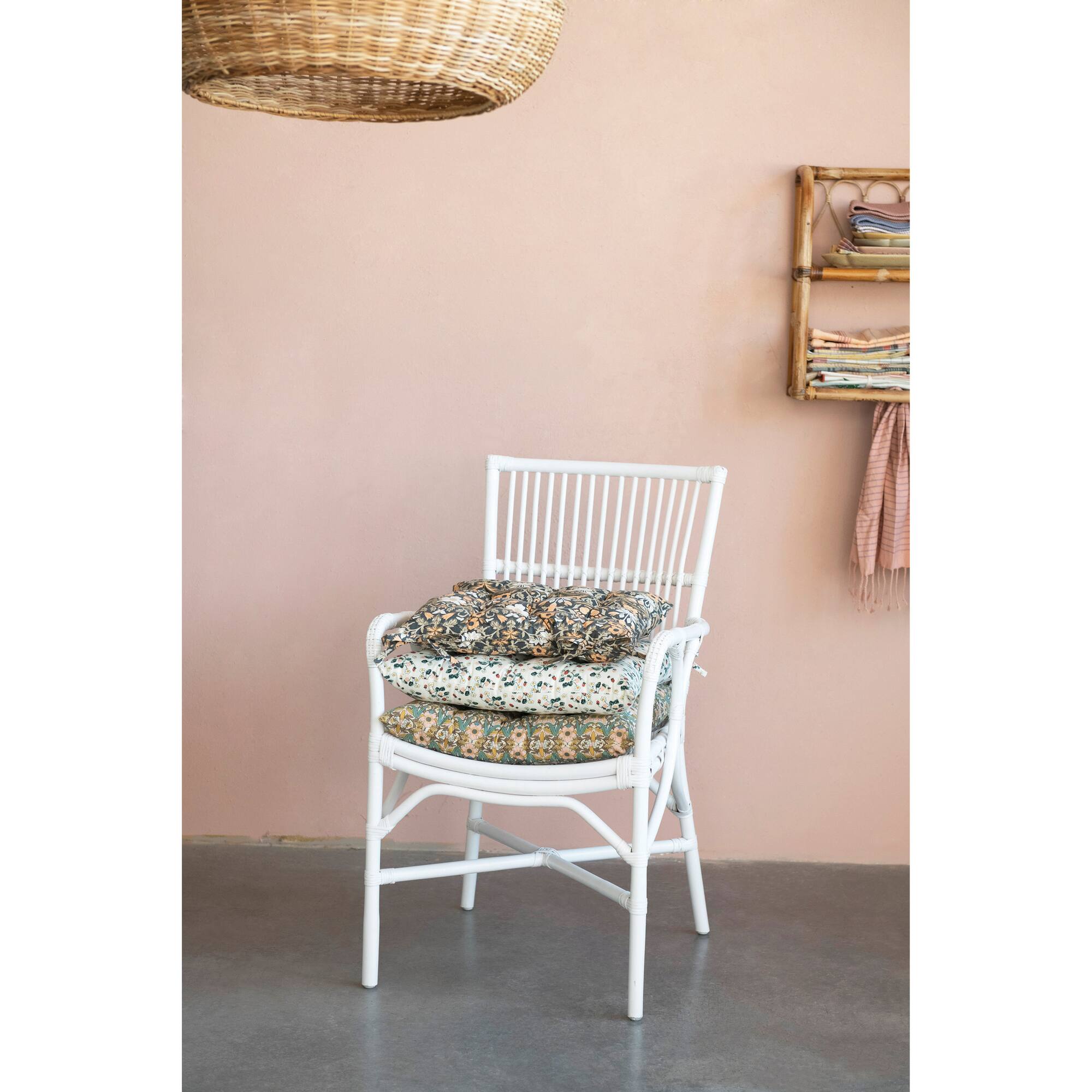 Hello Honey® Strawberry Floral Pattern Cotton Printed Chair Cushion